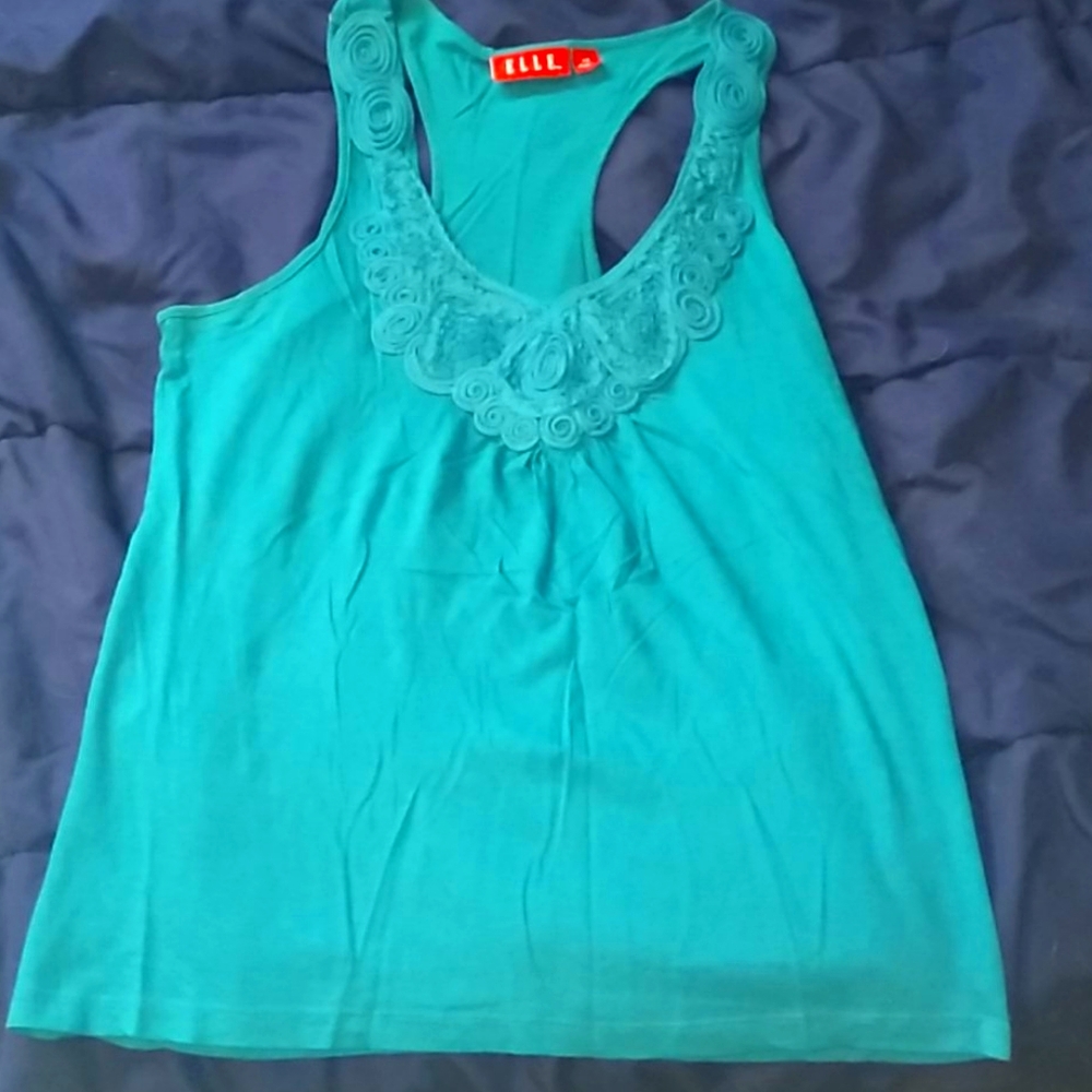Elle tank. XS but fits like a small